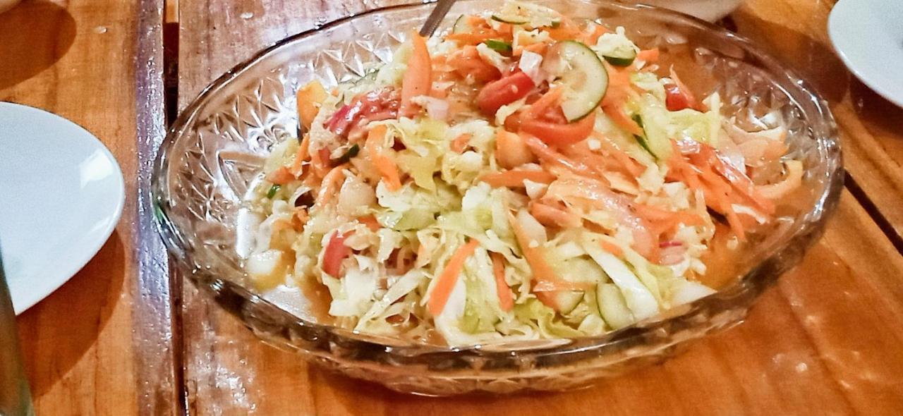 Riverside At Aninuan Accommodation And Food Puerto Galera Ngoại thất bức ảnh