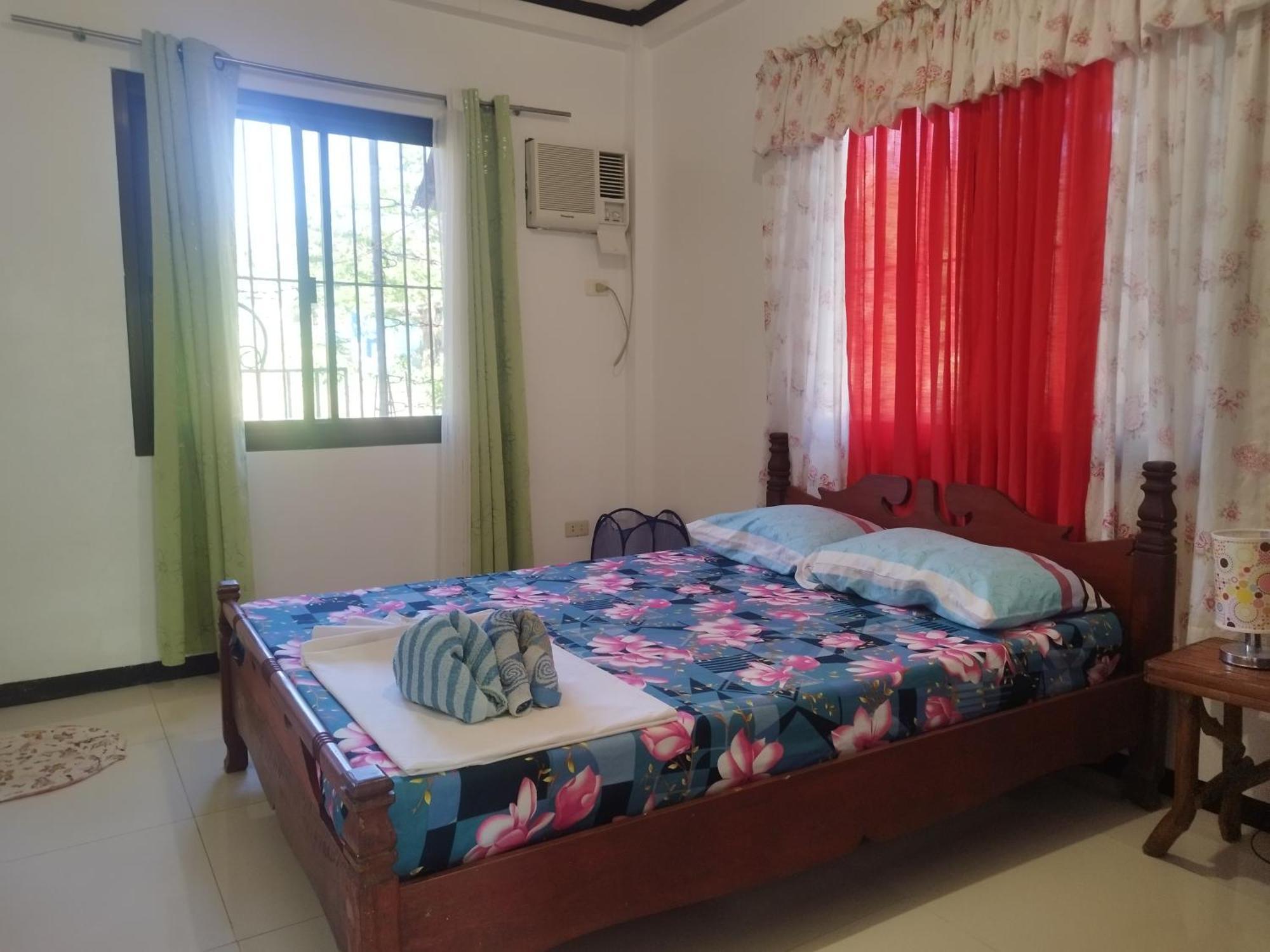 Riverside At Aninuan Accommodation And Food Puerto Galera Ngoại thất bức ảnh